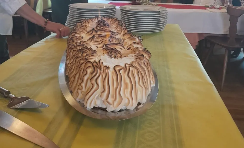 Omelette Norvégienne Vanille Framboise Et Praliné